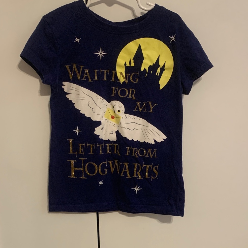 Waiting for my letter from Hogwarts Harry Potter girl tee size medium 7/10